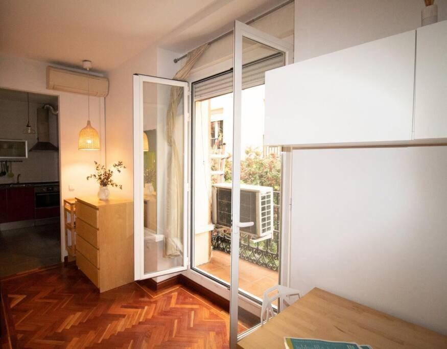 Exclusivo Y Acogedor Apartamento Con Balcon En Chueca, Con Aire Acondicionado Y Calefaccion Мадрид Экстерьер фото